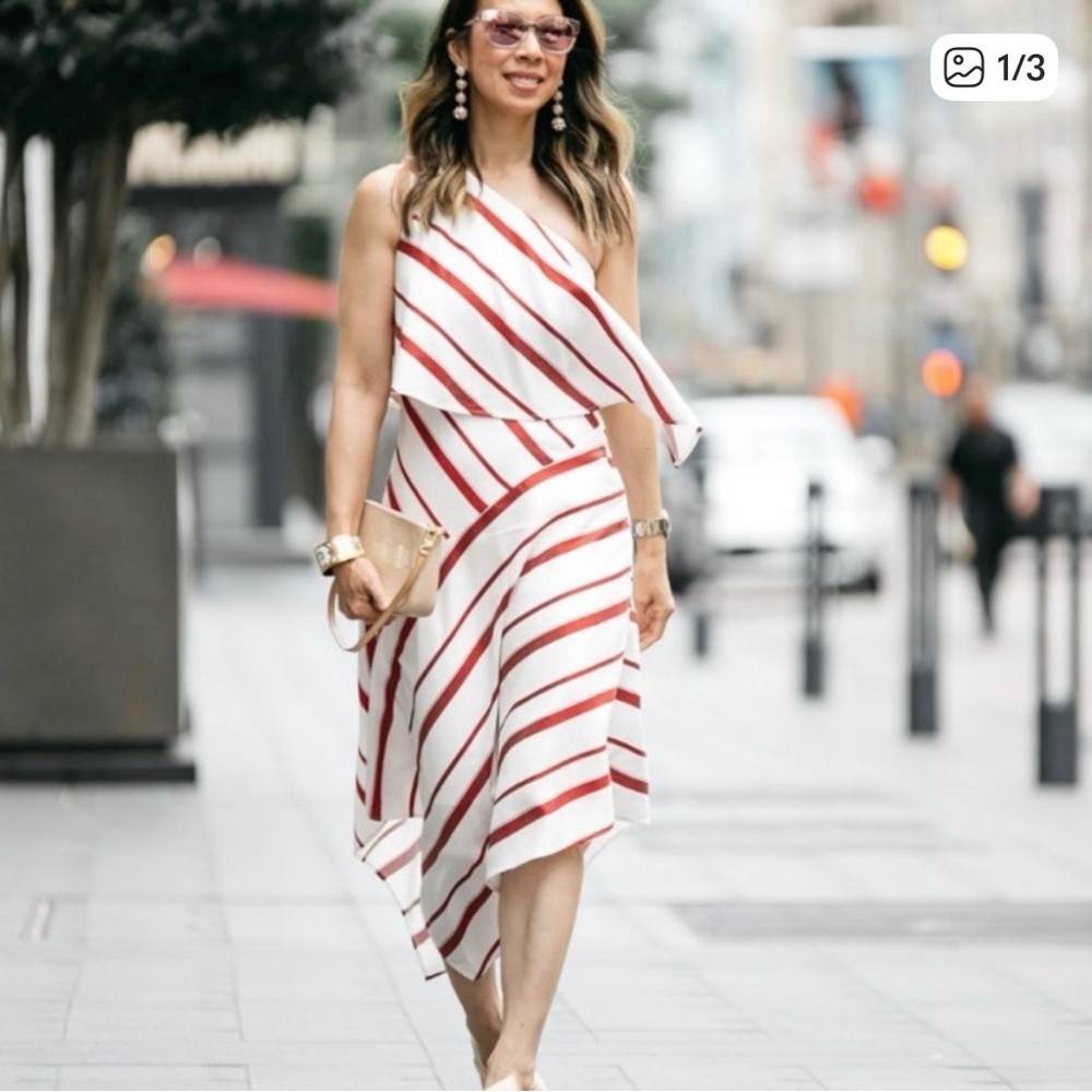 BANANA REPUBLIC |DRESSES One-Shoulder Asymmetrical Dress in Red and White